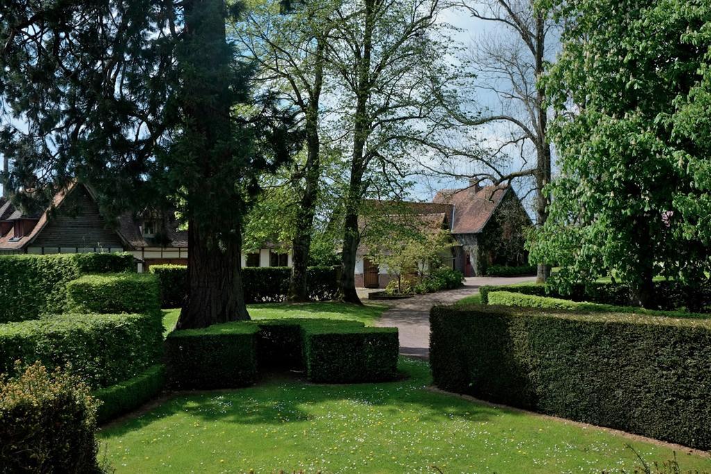 Bed and Breakfast Chateau De Bouelles Neufchâtel-en-Bray Exterior foto